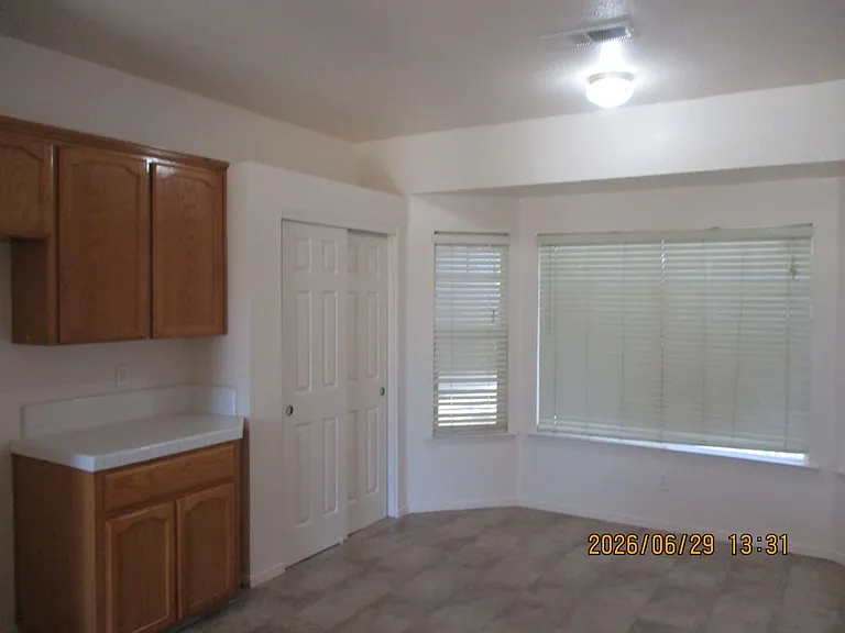 1225 E Cinnamon Dr — Photo 3