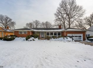 1105 Georgian Dr, Linden City, NJ 07036