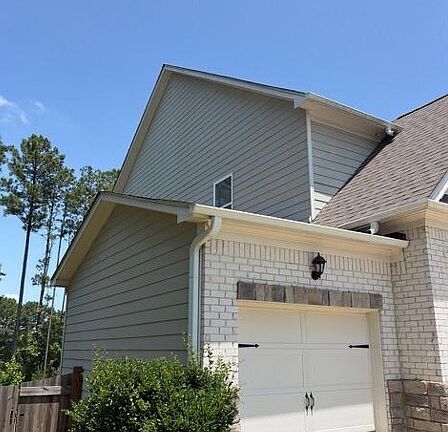 2nd image of 123 Tea Rose Ln