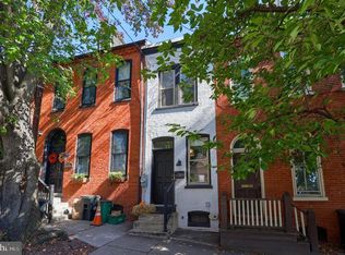 35 1/2 N Mulberry St, Lancaster, PA 17603