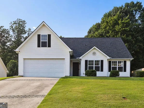 3752 Chesapeake Trace Ln, Flowery Branch, GA 30542