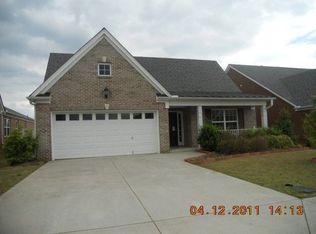 1210 Laurelwood Ln, Lawrenceville, GA 30045