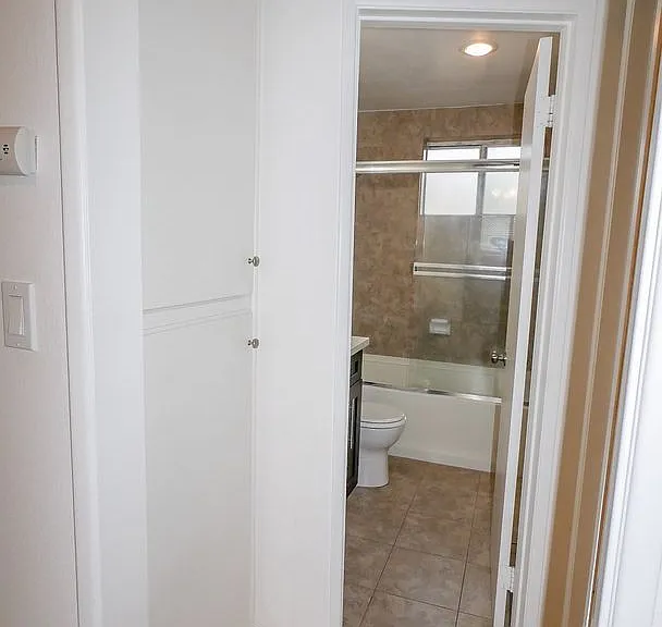4640 Bancroft St — Photo 12