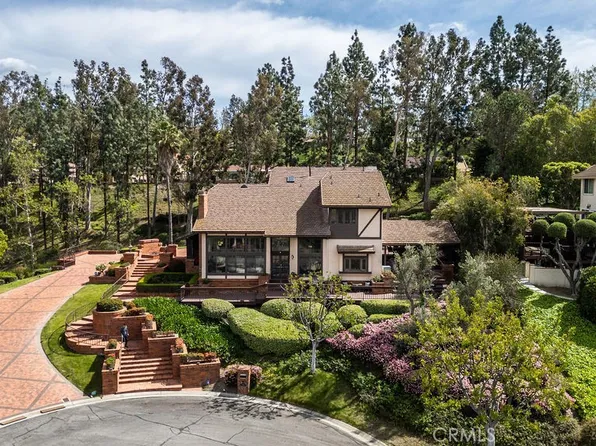 6605 E Canyon Hills Rd, Anaheim, CA 92807