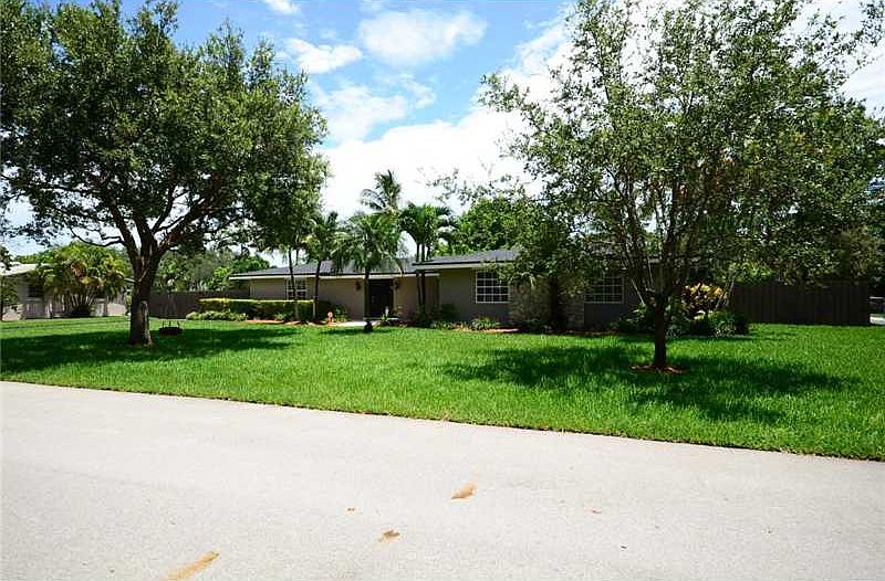 1st image of 16451 SW 77th Ct