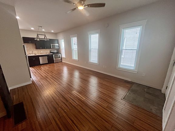 3rd image of 31-33 1st St #31A