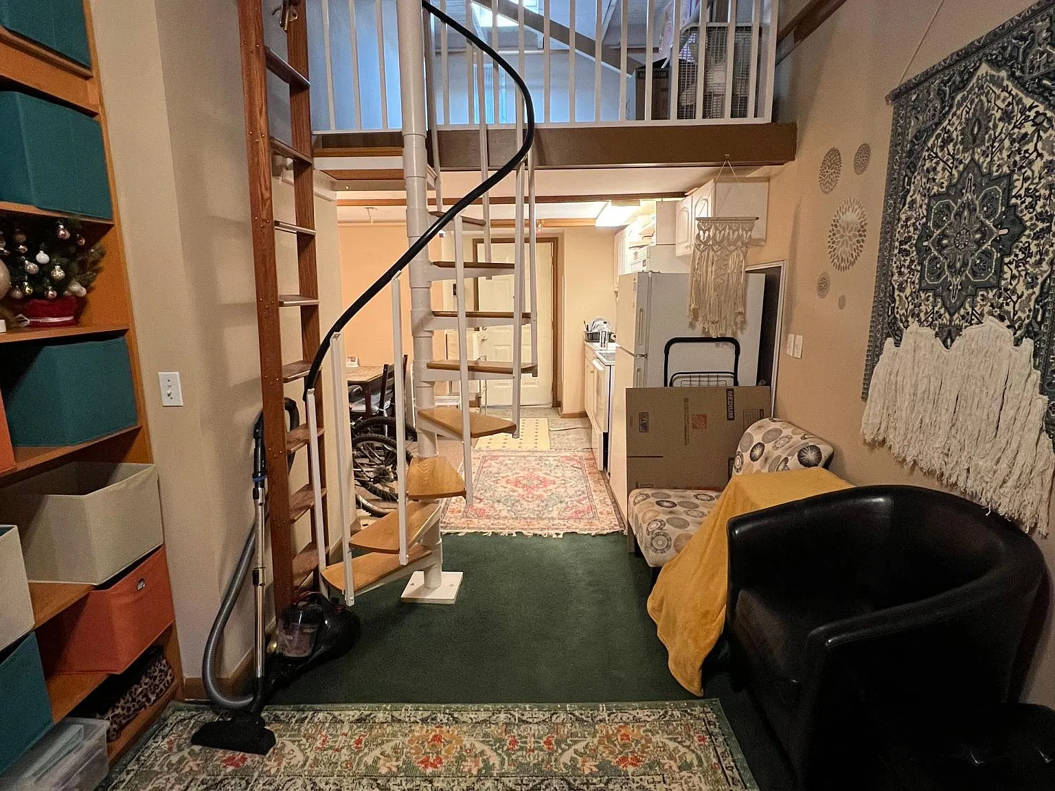 Studio, $2,250 — Photo 3