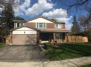 2 Sonata Cres, Toronto, ON M3B 2C4