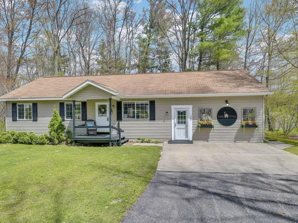 125 Whitebirch Dr, Houghton Lake, MI 48629