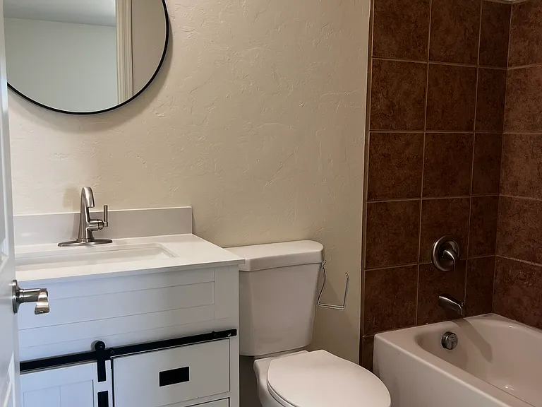 3420 S Clark Ave #2 — Photo 13