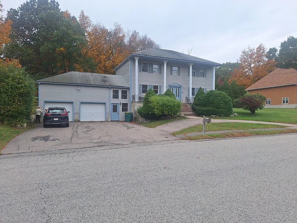 45 Brewster Dr