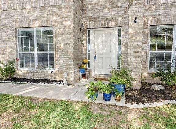 Welcoming entry way
