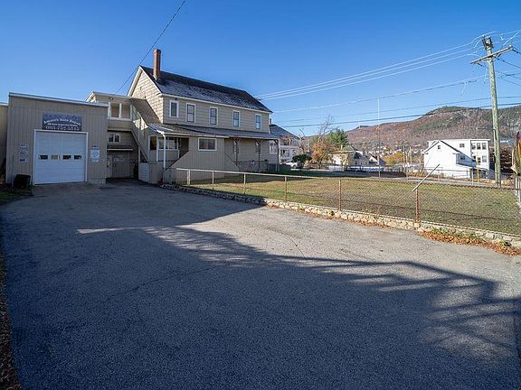 2nd image of 534 Champlain Street