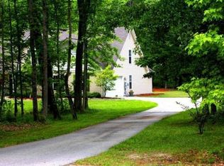 105 Grant Rd, Fayetteville, GA 30215