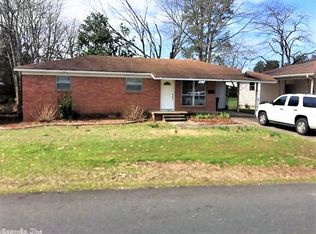 612 N Border St, Benton, AR 72015