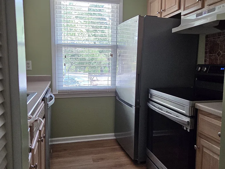 7719 Kingsberry Ct — Photo 5