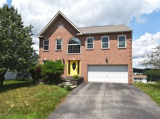 223 Macduff Ct, Gibsonia, PA