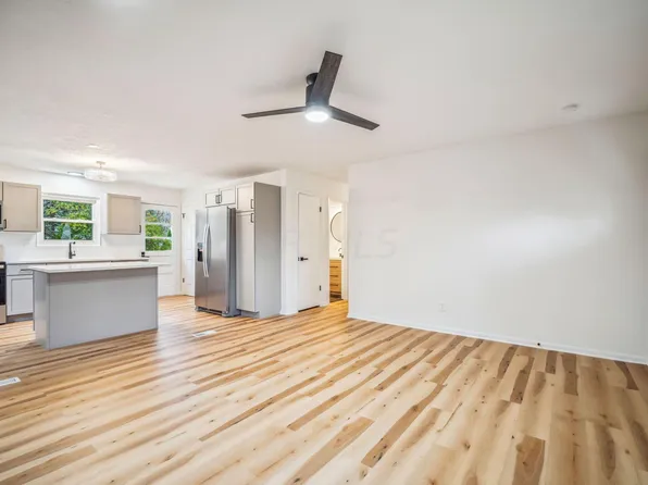 1269 Oakfield Dr S, Columbus, OH 43229