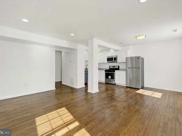 541 W Diamond Ave #22, Gaithersburg, MD 20877