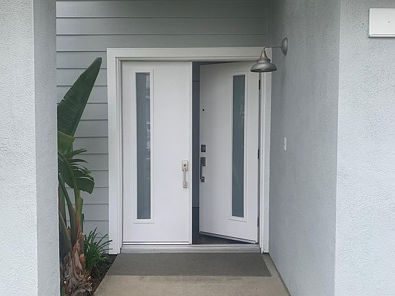 Double door entry