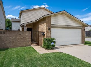 2643 Via Ventura Cir, Carrollton, TX 75006