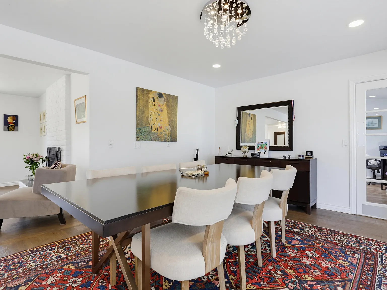 3 bed, 1869 sqft, $4,995 — Photo 3