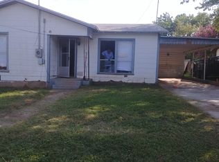 908 W Liveoak St, Coleman, TX 76834