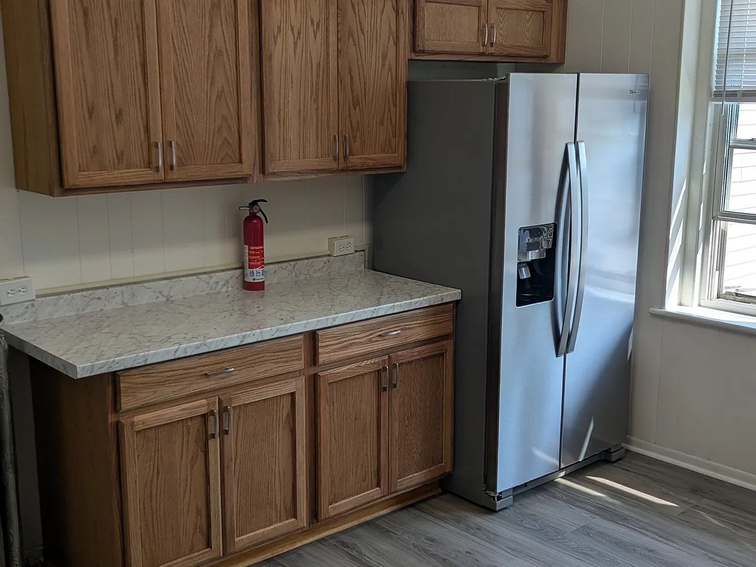 3 bed, 1360 sqft, $1,895 — Photo 3
