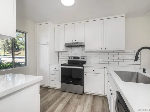 242 Eveningside Gln, Escondido, CA 92026