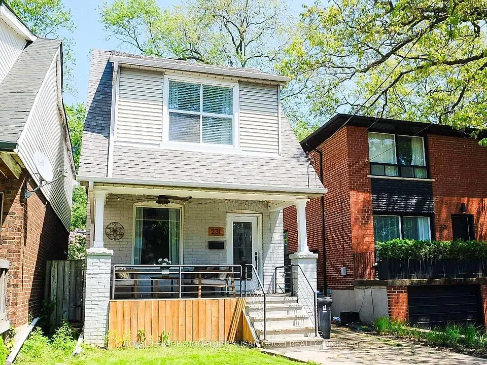 231 Chisholm Ave