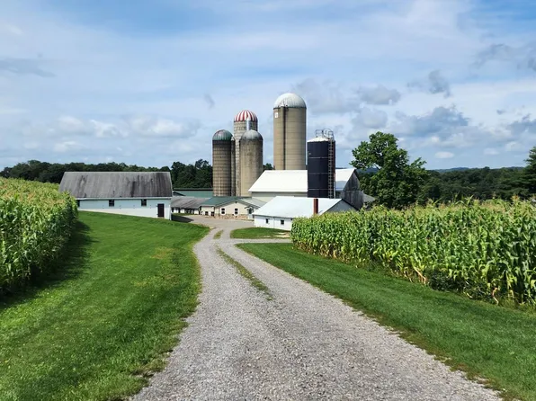 2361 Dogwood Rd, Marion Center, PA 15724