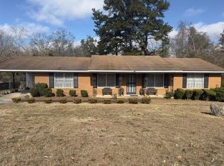 6915 Forrest Rd, Columbus, GA 31907