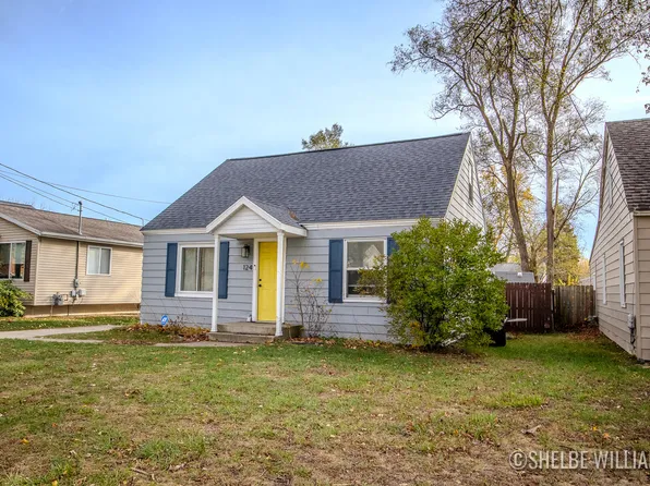 124 Nancy St SE, Kentwood, MI 49548