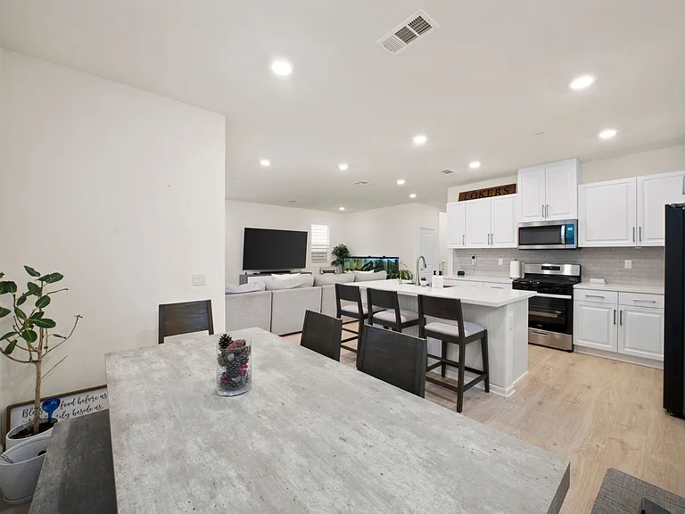 4079 Summer Way — Photo 7