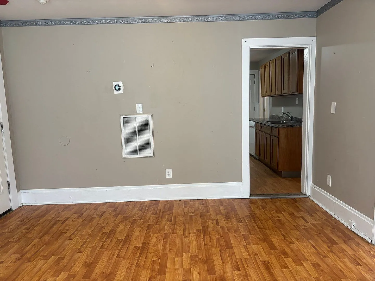 31 S Stowell St. — Photo 4