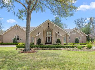 211 Golfview Dr, Richmond, TX 77469