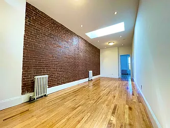 Rented by Level Group