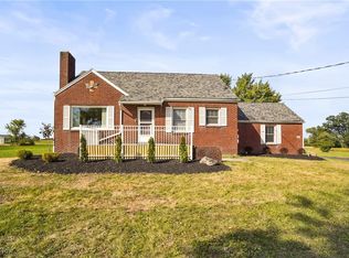 8825 Tallmadge Rd, Diamond, OH 44412