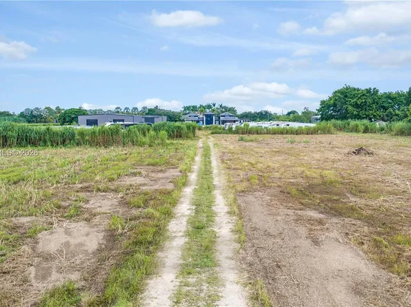 150th Street Southwest Ave #187, Miami, FL 33196