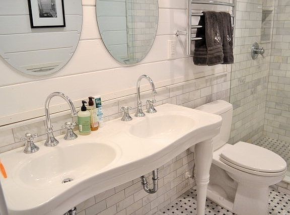 Master bath double sinks