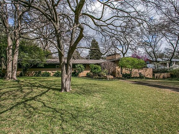 3rd image of 7105 Hillgreen Dr