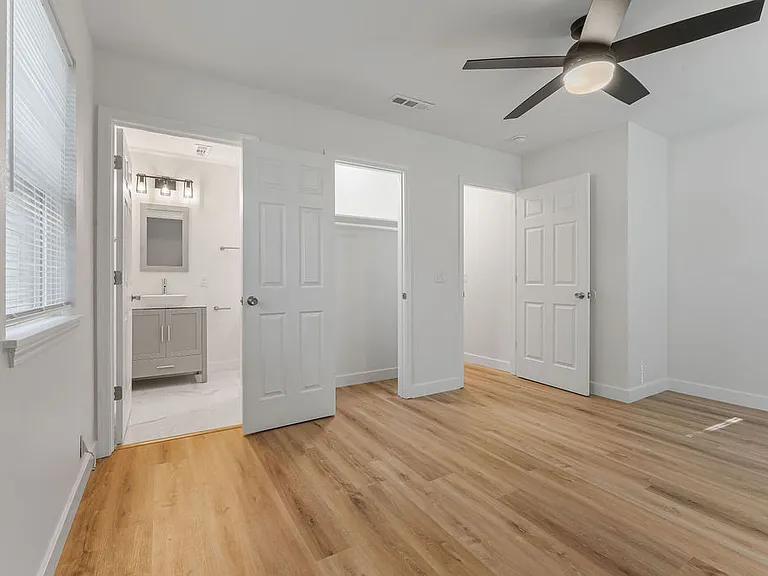 2411 W Megan Dr — Photo 21