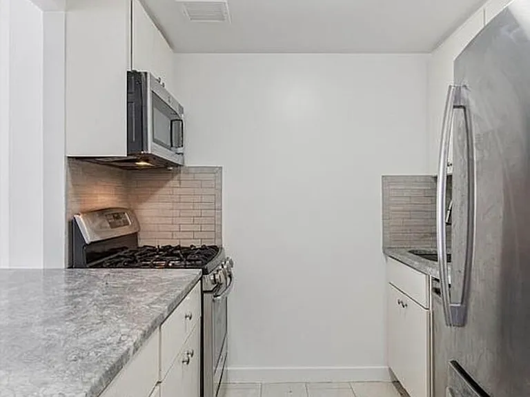 303 W 146th St #5F — Photo 5