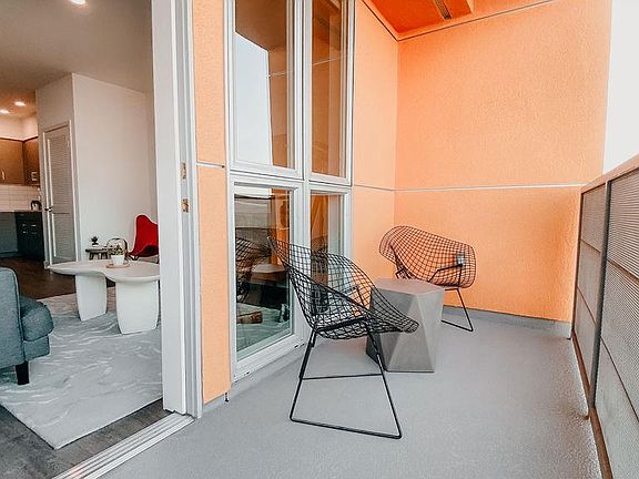 4th image of 3350 Wilshire Blvd #1208