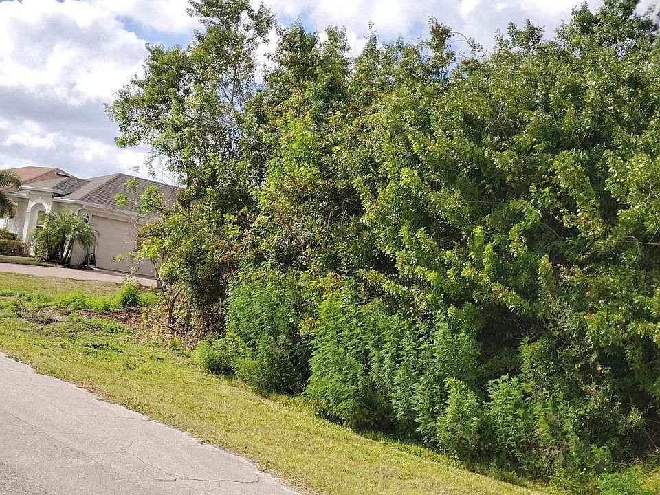 2nd image of 368 SW Quick Circle S
