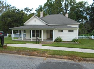 33 Smith St, Ware Shoals, SC 29692
