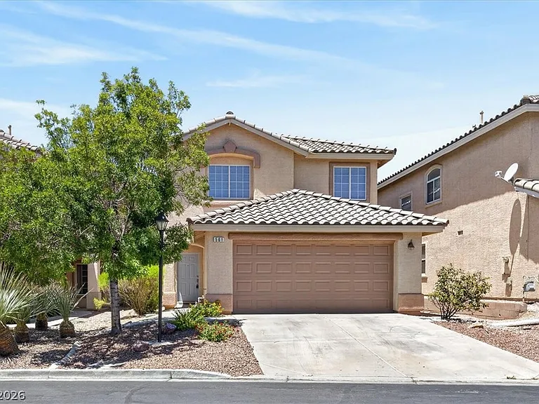 561 Aspen Leaf St — Photo 3
