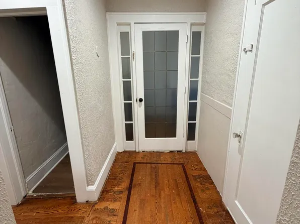 406 W Lackawanna Ave Floor 2, Olyphant, PA 18447