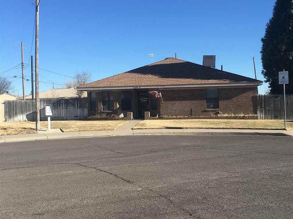1st image of 2804 N Selman St