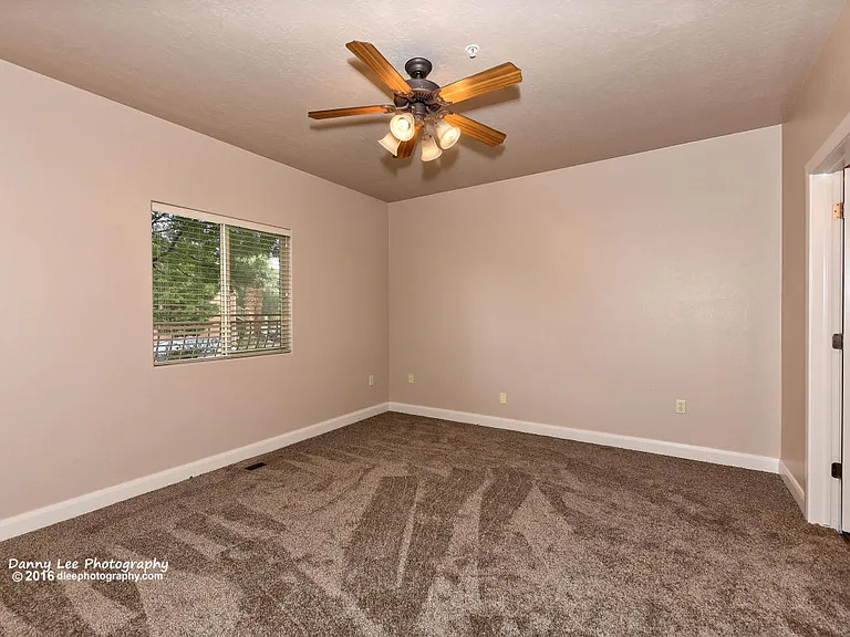 700 N Main St — Photo 11